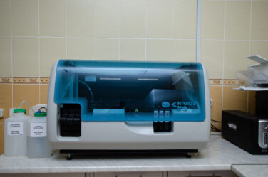 Brzeski Obwodowy Szpital Kliniczny w Brześciu - Automatyczny analizator moczu z pakietem startowym